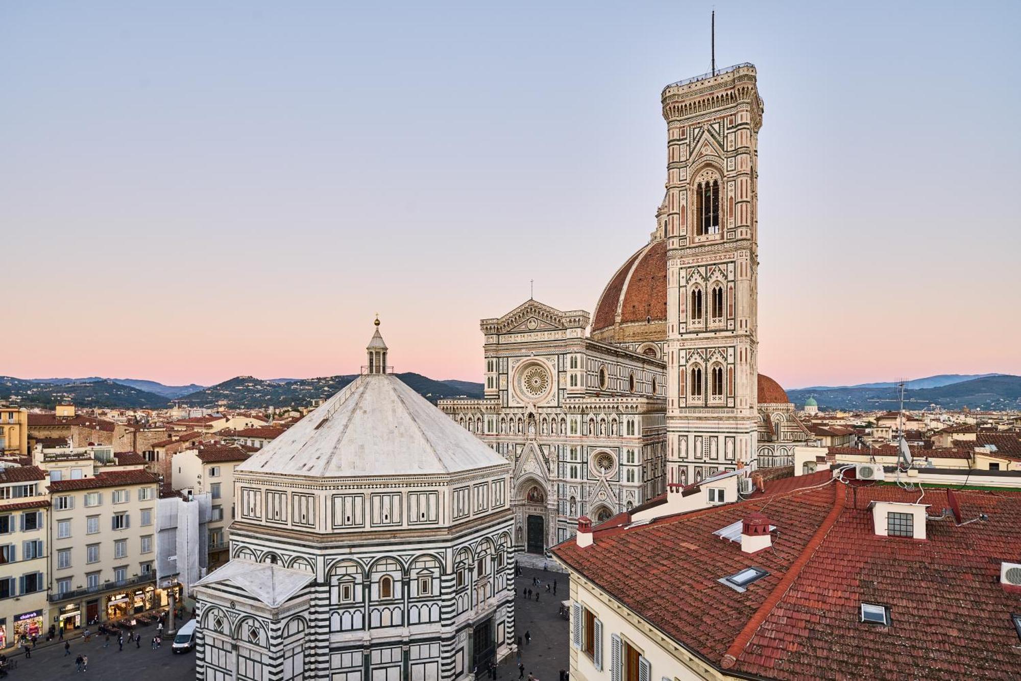 Duomo Luxury フィレンツェ エクステリア 写真