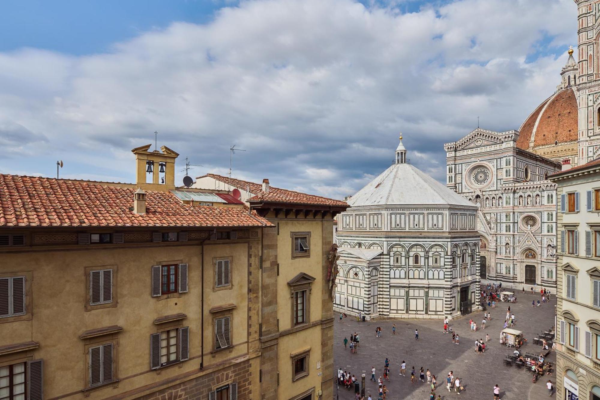Duomo Luxury フィレンツェ エクステリア 写真