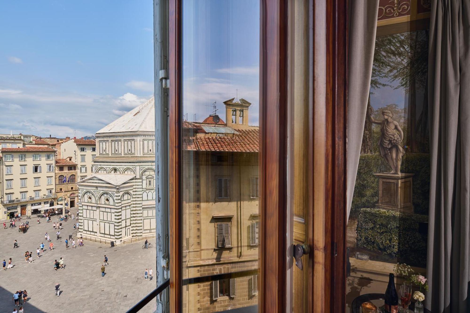 Duomo Luxury フィレンツェ エクステリア 写真